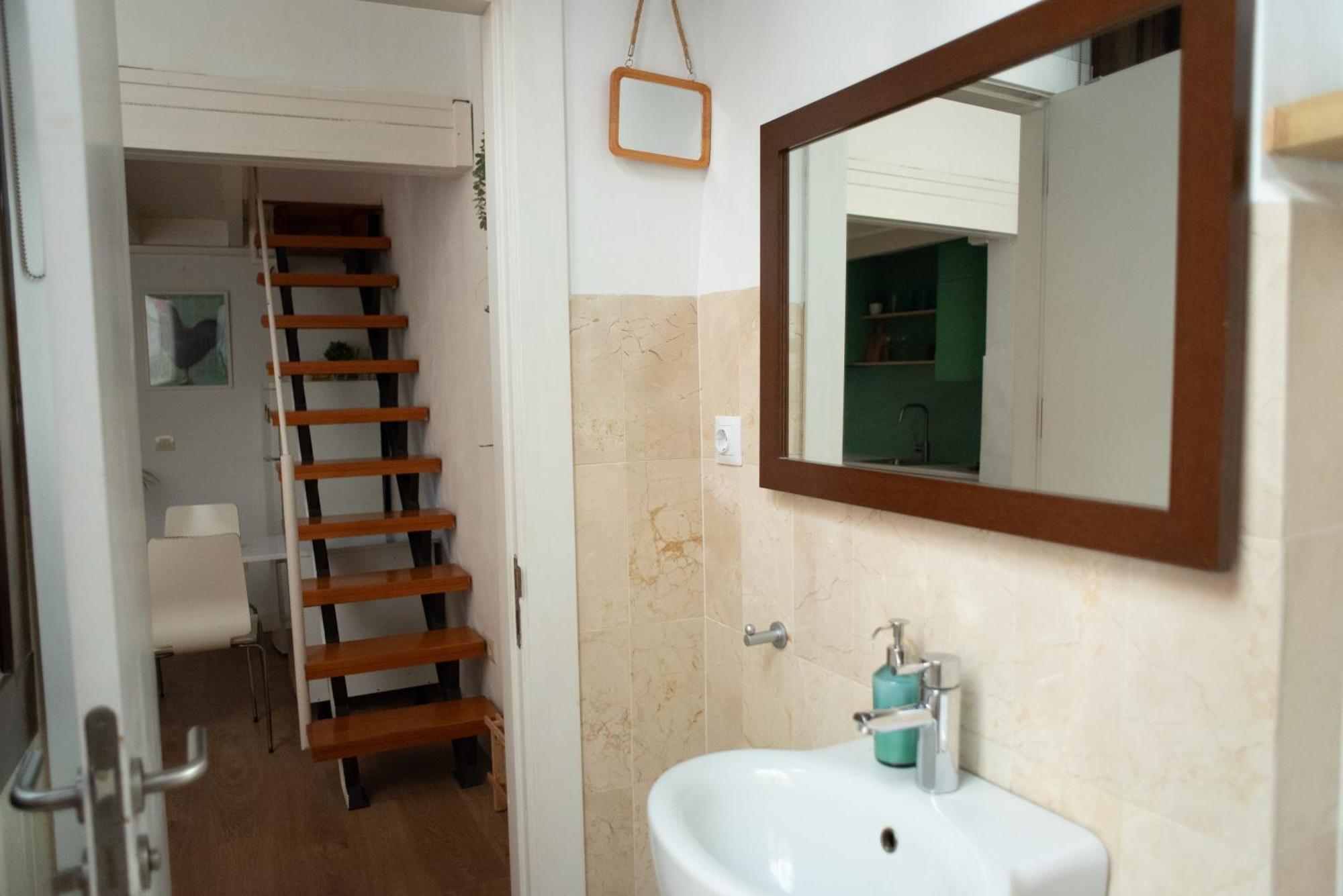 Cozy & Quiet Apartment In The Center Malaga Zewnętrze zdjęcie