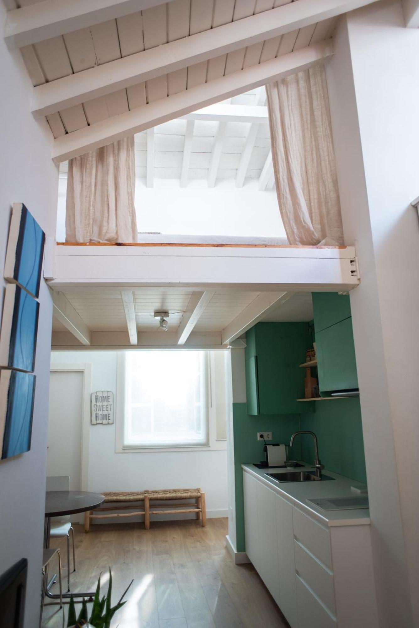 Cozy & Quiet Apartment In The Center Malaga Zewnętrze zdjęcie